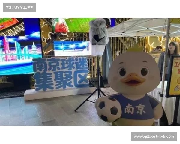 江苏“苏超”联赛带动全域多场景消费超380亿元,实现1元门票带动7.3元周边消费 江苏“苏超”联赛带动全域多场景消费超380亿元,实现1元门票带动7.3元周边消费